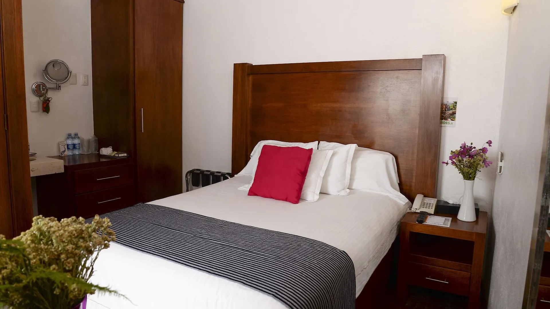 El Serafin Hotel Boutique Queretaro 3*,