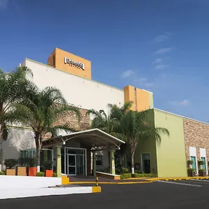 Staybridge By Ihg Querétaro
